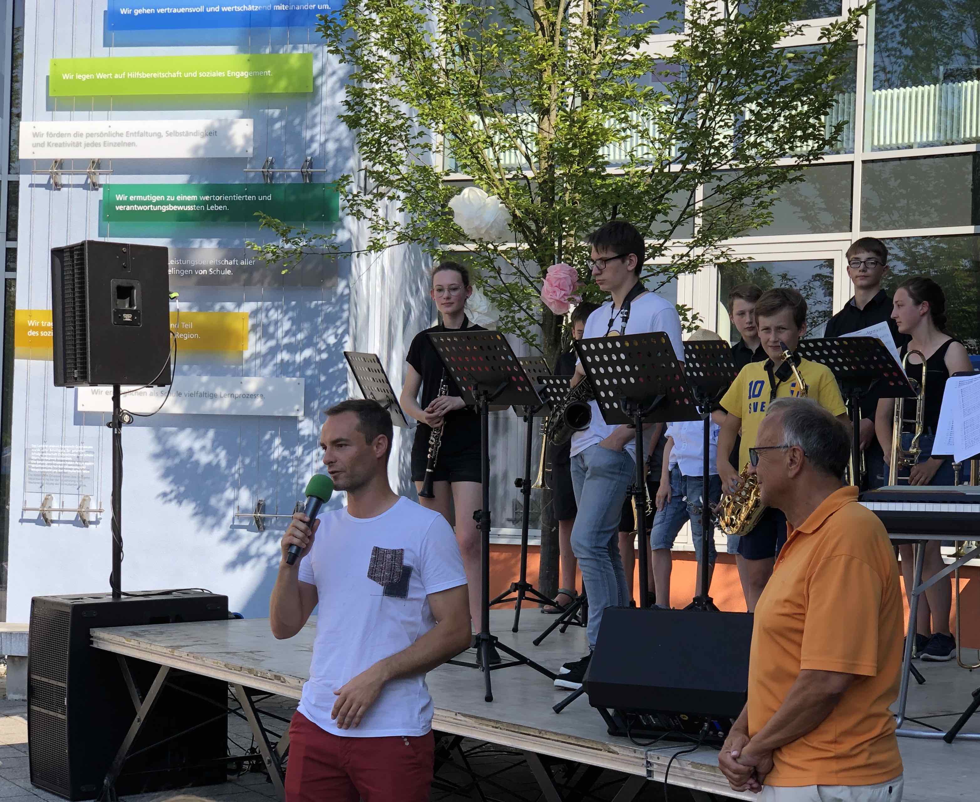 Schulfest 2019.jpg